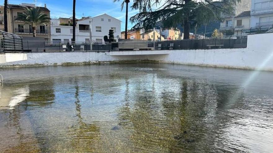 Simat de la Valldigna asegura que la Font Gran no está contaminada ante las críticas vecinales y políticas