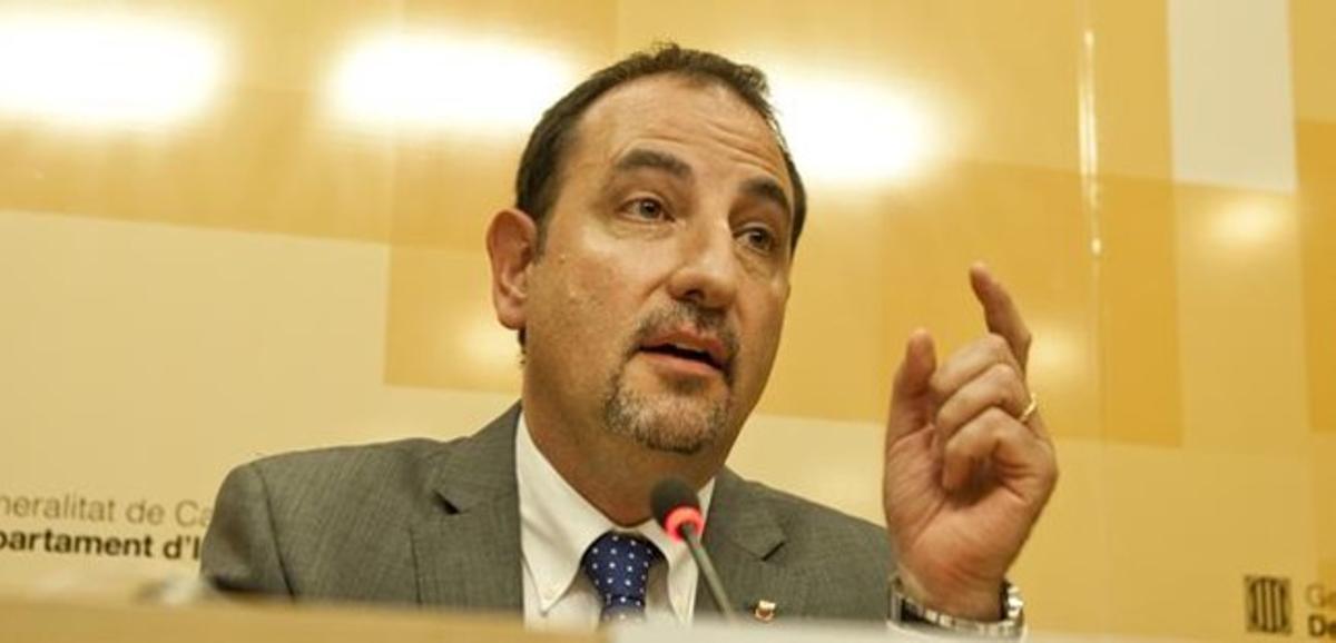 El 'conseller' de Interior, Ramon Espadaler, en una rueda de prensa el pasado 16 de julio.