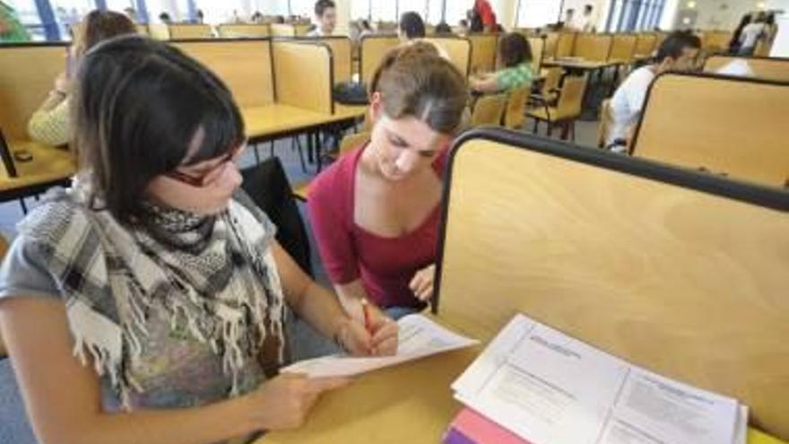 Estudiar en las bibliotecas de Castellón