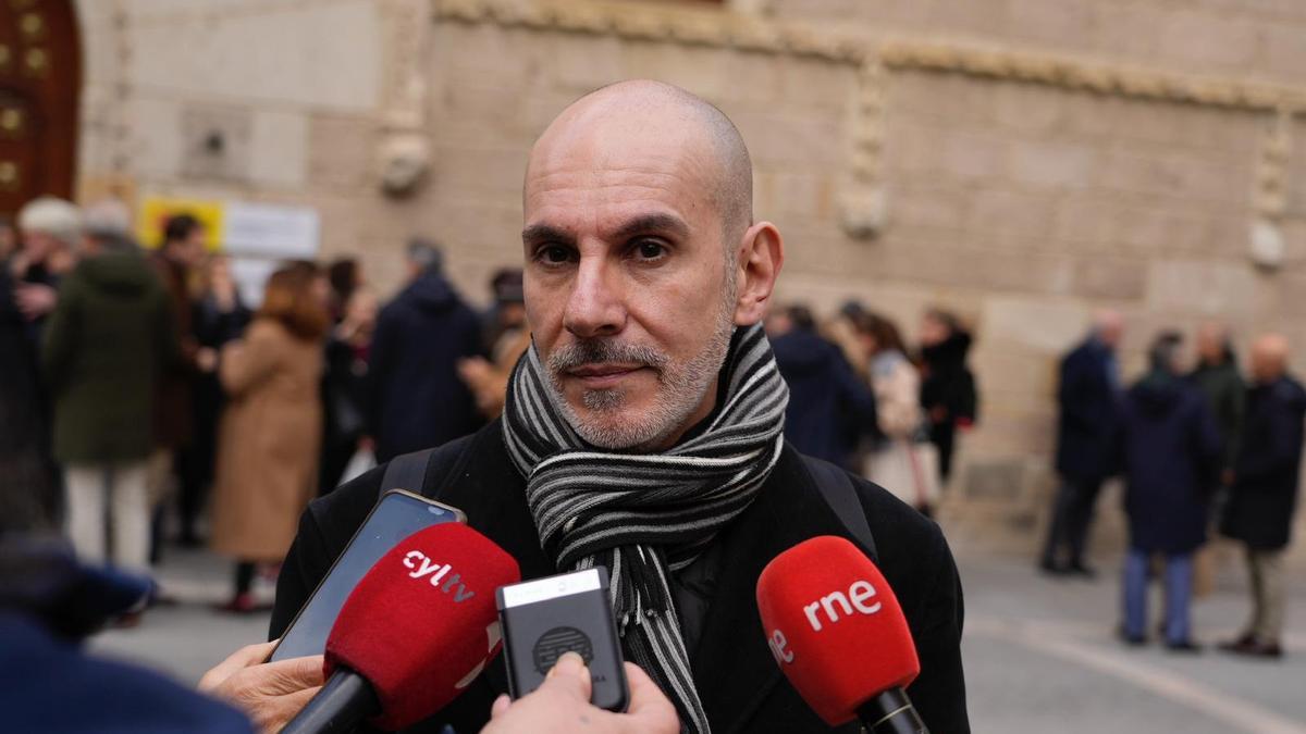 El abogado con ictus que denunció al juez ante el CGPJ, arropado por el 70% del colectivo profesional El abogado con ictus que denunció al juez ante el CGPJ, arropado por el 70% del colectivo profesional