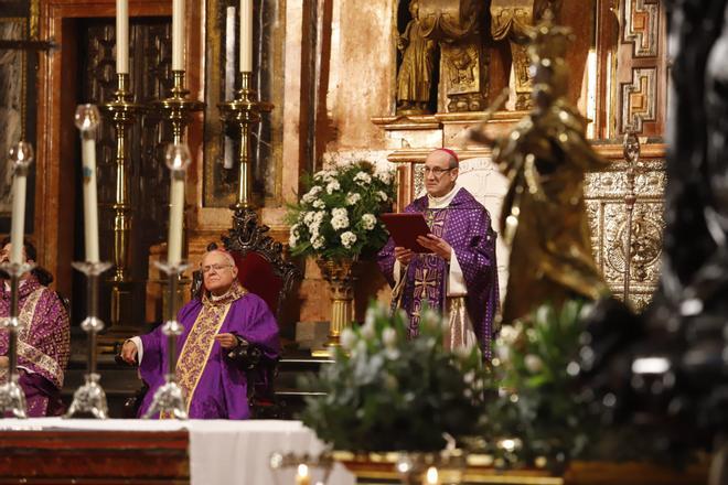 La Mezquita-Catedral de Córdoba acoge la misa funeral por las víctimas de Adamuz