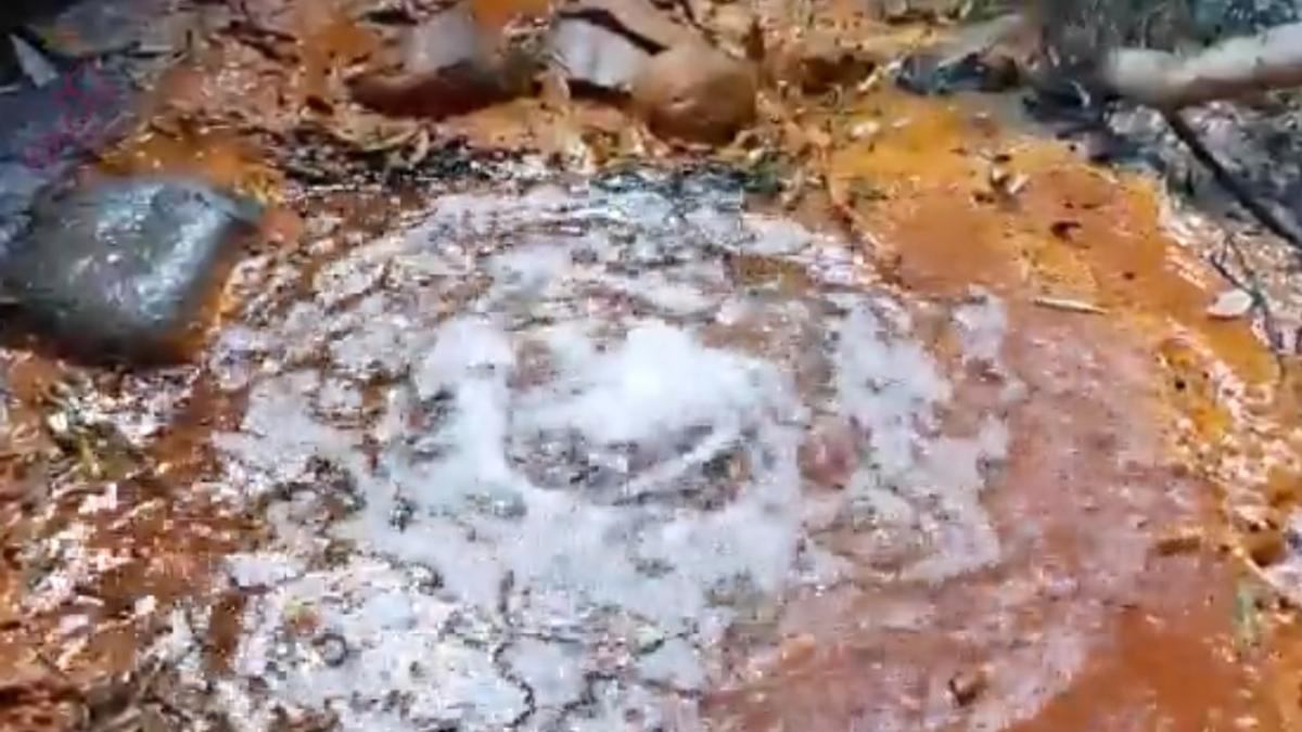 Así es el burbujeo que han detectado en La Palma