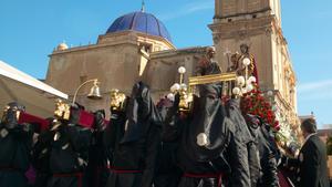 Un paso de Semana Santa en Elche