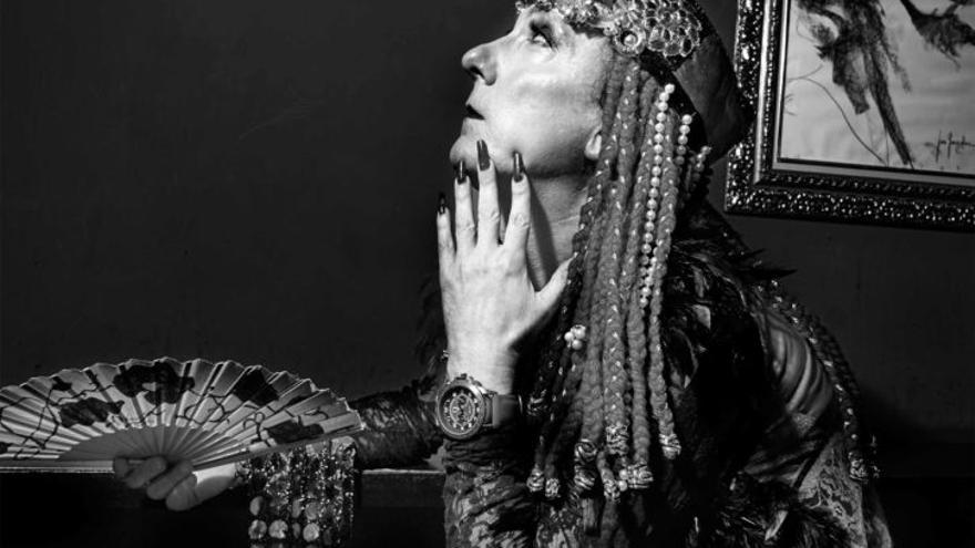 Podem rinde homenaje a la artista trans valenciana Rampova con el título de 'Carnavalera mayor'