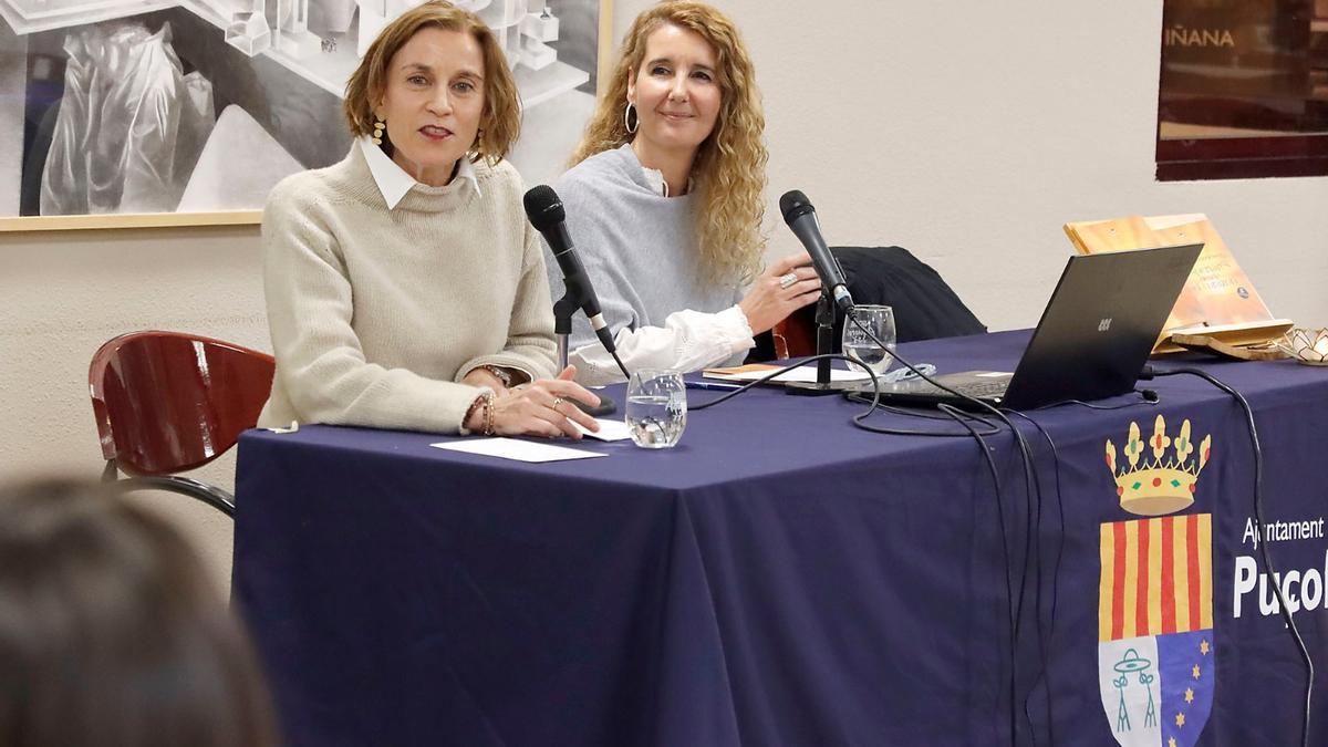 Mila Casalvázquez durante la presentación de su libro en Puçol.