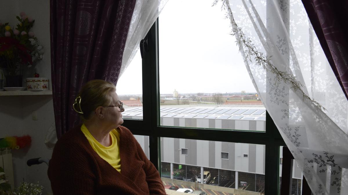 Una enfermera discapacitada se enfrenta al desalojo por un fondo buitre en Benavente pese a pagar su alquiler: esta es su historia