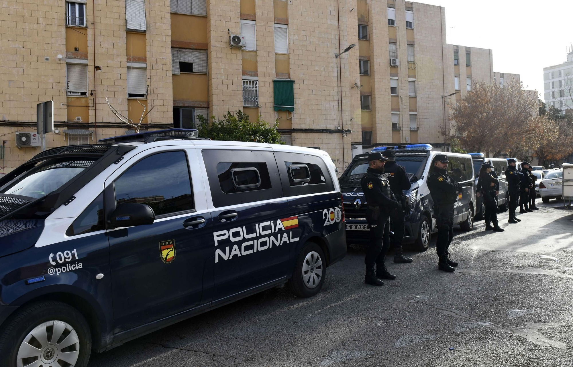La redada contra el narcotráfico en el Polígono de La Paz, en imágenes