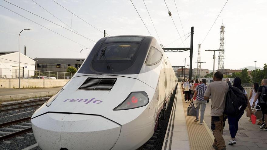 Renfe no contempla ampliar el refuerzo de los trenes en Extremadura más allá de esta semana