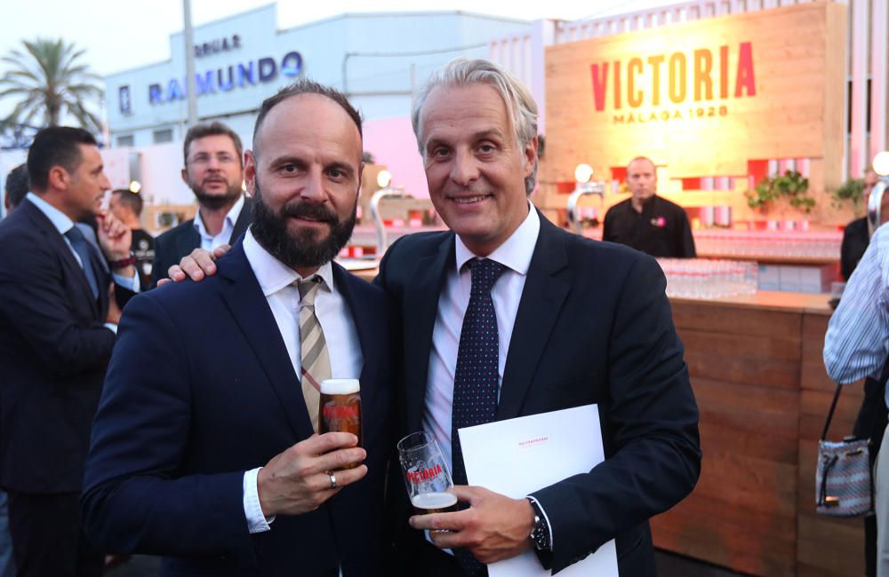 Representantes políticos e institucionales de Málaga acudieron al acto oficial de inauguración de la fábrica de Cerveza Victoria