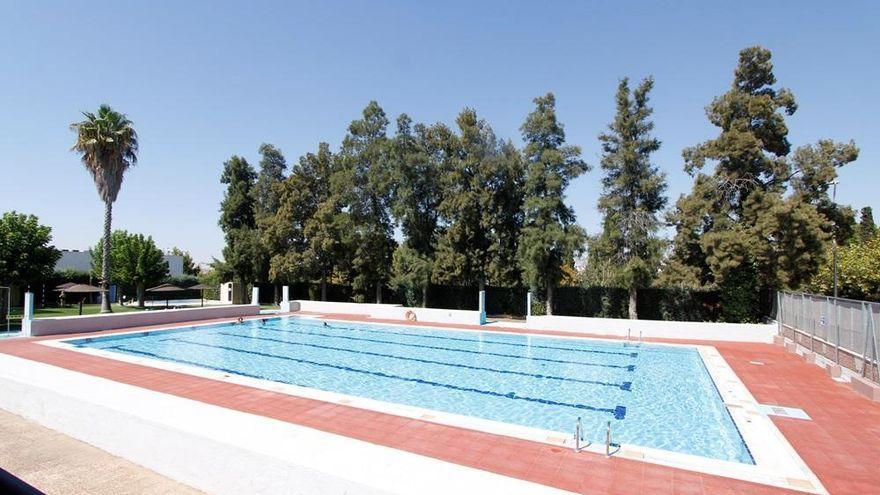 Piscina de la Argentina de Mérida, en una imagen de archivo.