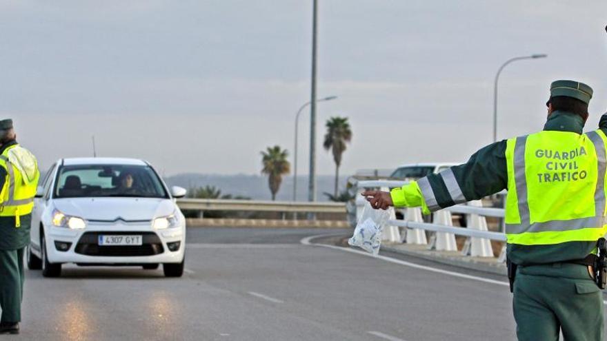 Control de tráfico de la Guardia Civil.