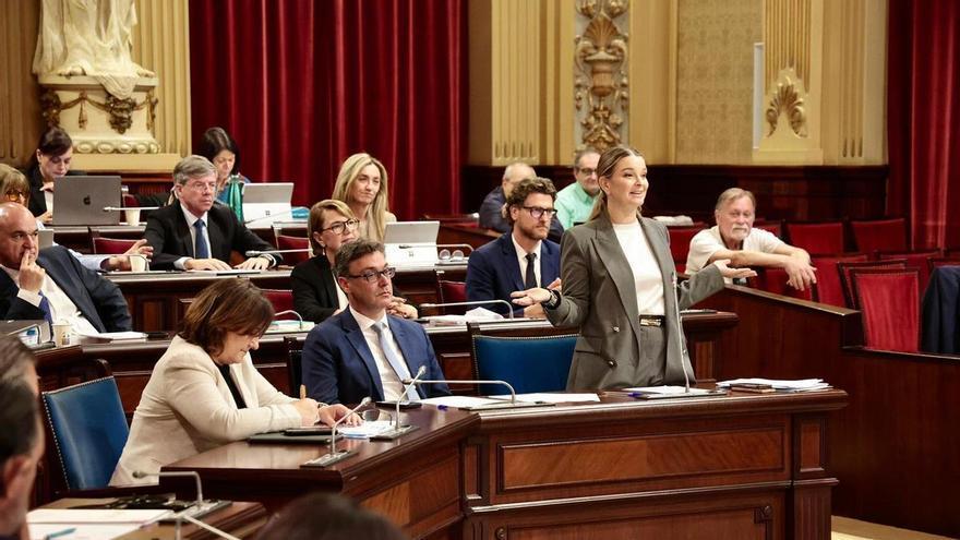 Prohens cuestiona la "prioridad nacional" de Vox: "En una semana nos han dado tres o cuatro definiciones, les pediría que se aclaren"