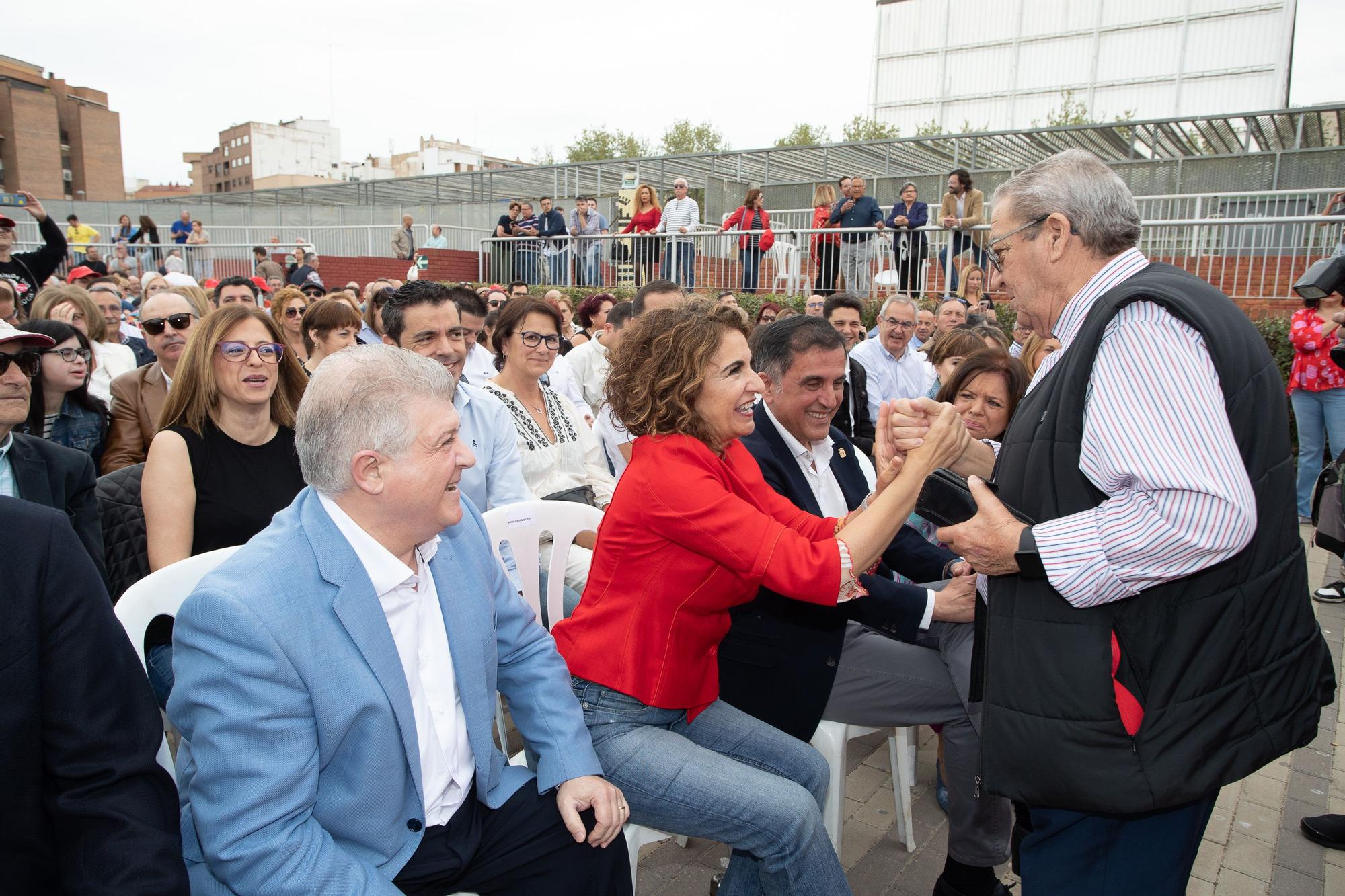 Serrano presenta su candidatura al Ayuntamiento de Murcia junto a la ministra Montero