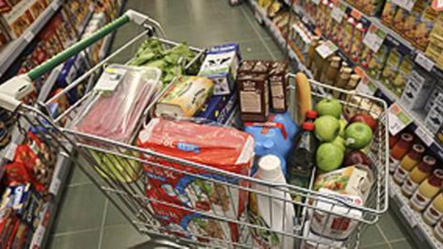 Amazon reta a la gran distribución y empieza a vender alimentación