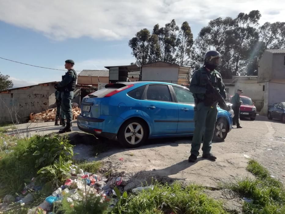 Narcotráfico en Galicia | Varios detenidos en una redada contra el menudeo de droga en O Vao