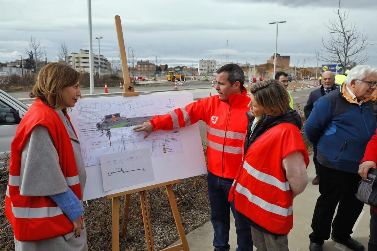 Natalia Chueca en la presentación de la ampliación de las líneas de bus