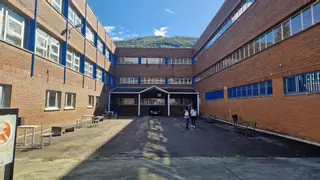 El instituto de Lena se prepara para rendir un homenaje a su anterior directora
