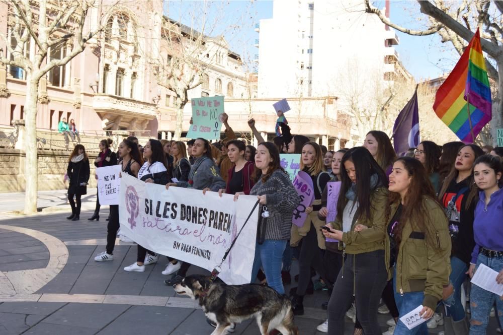 Passacarrers del 8-M a Manresa