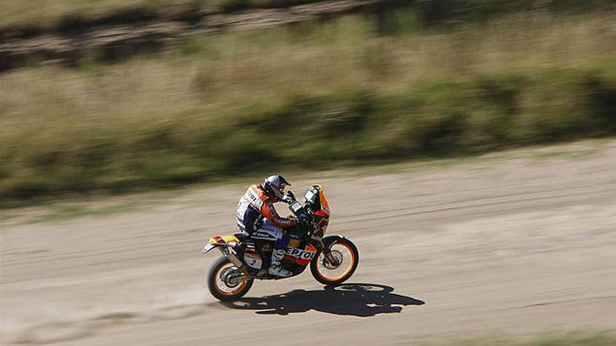 Motos. Marc Coma se ha adaptado de forma espectacular al trazado del Dakar por Sudamérica.