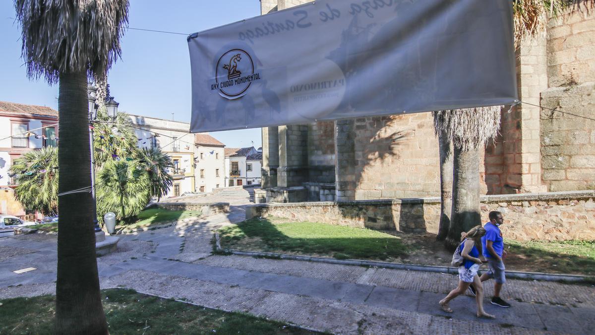 Imagen de la plaza de Santiago de Cáceres captada ayer.