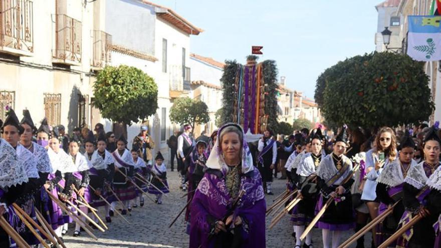 Villar del Pedroso celebra su ancestral Carnaval de Ánimas
