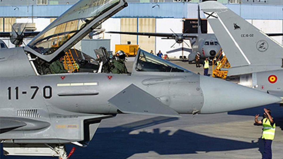 Un Eurofighter en la base aérea de Morón