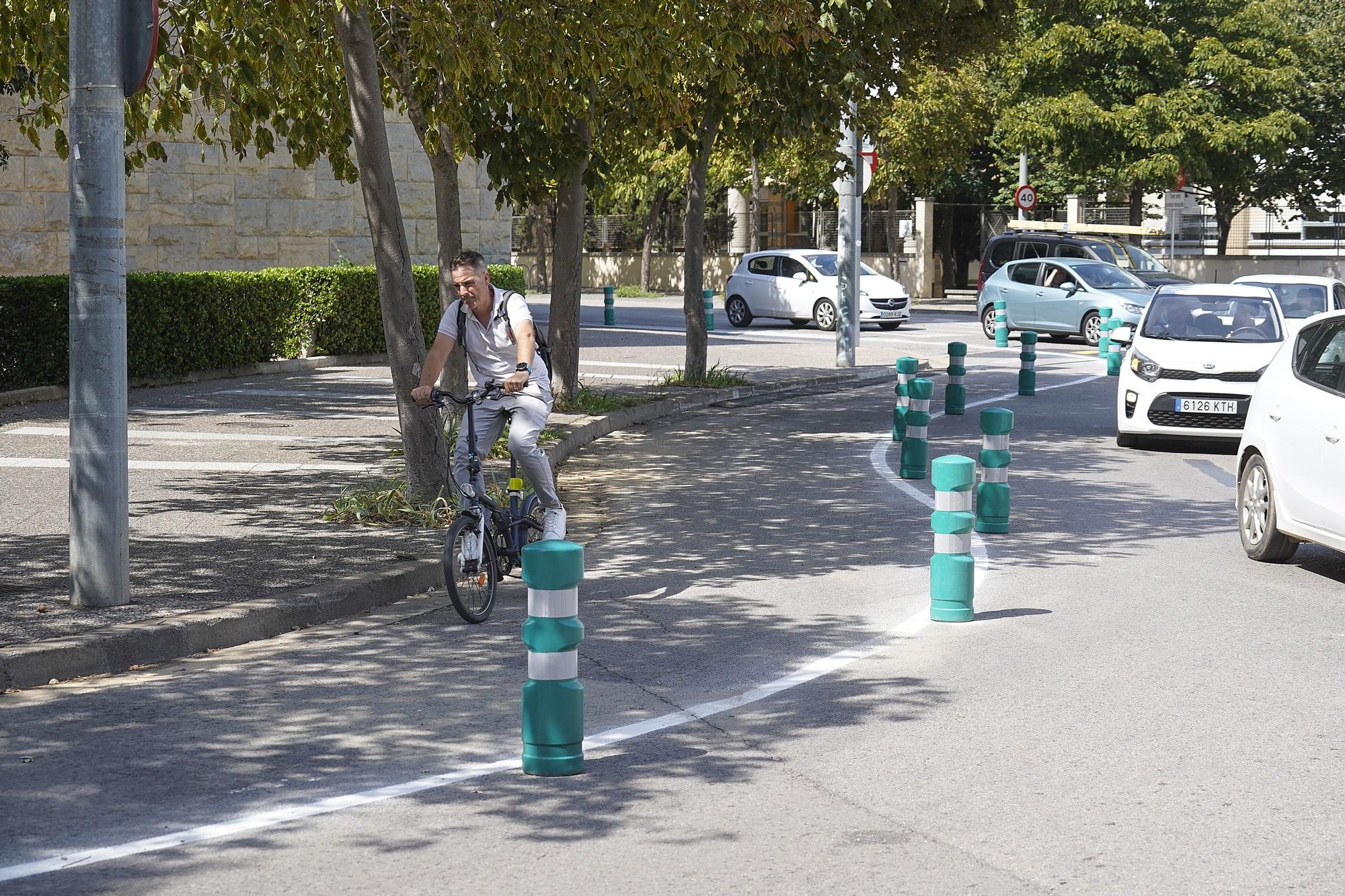 El carril bici de l’avinguda Lluís Pericot i com intentar solucionar obstacles pel camí