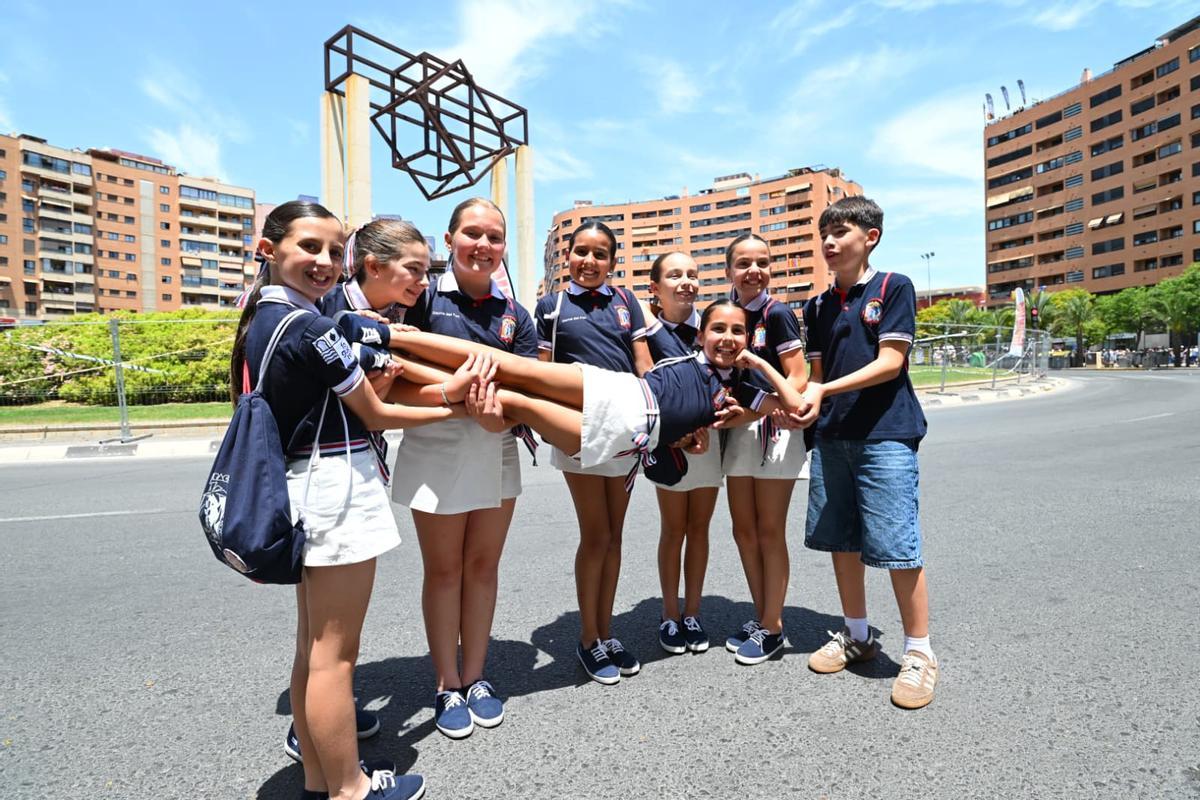 La última mascletà antes del inicio de las Hogueras, en imágenes