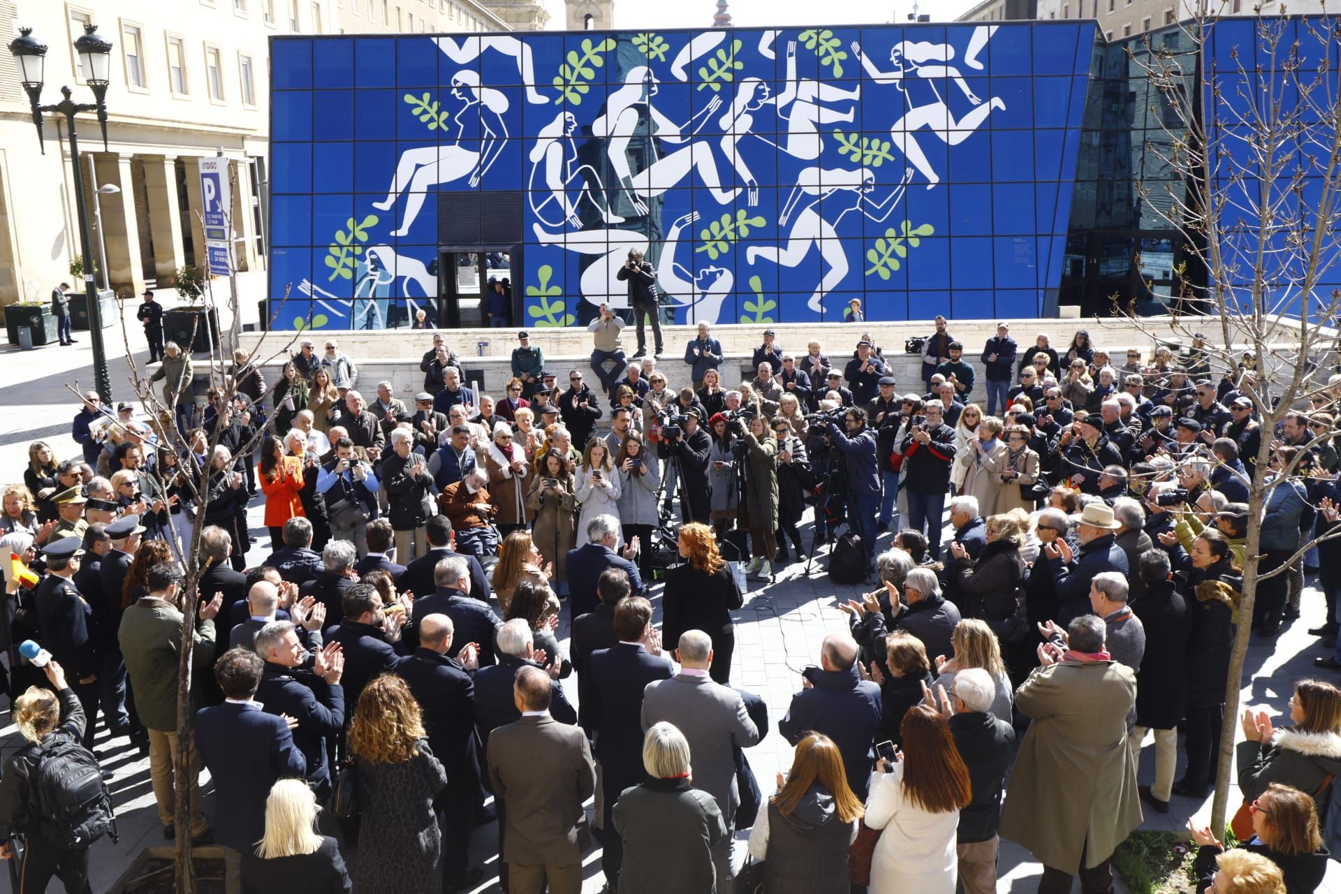 En imágenes | Homenaje a las víctimas del 11M en la plaza del Pilar