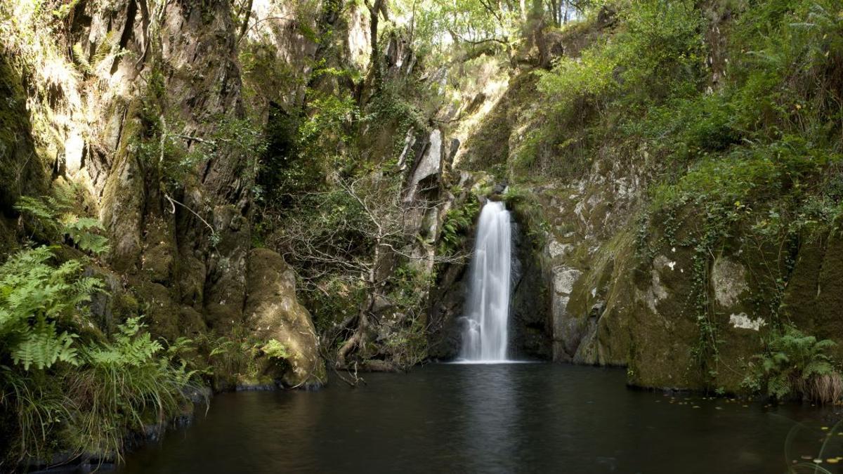 Esta ruta de dificultad elevada te llevará hasta una de las fervenzas más mágicas y misteriosas de Galicia.