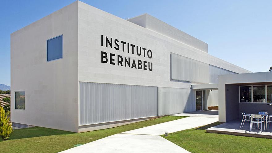 Exterior del Instituto Bernabeu de reproducción asistida.