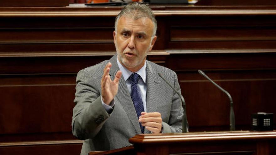 El presidente del Gobierno de Canarias, Ángel Víctor Torres.