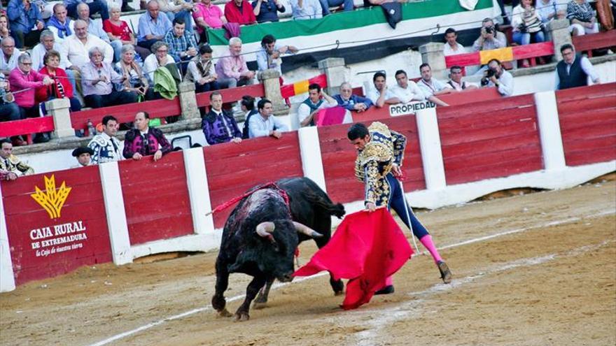 CáceresTú lleva a la Fiscalía la financiación de los toros de la feria