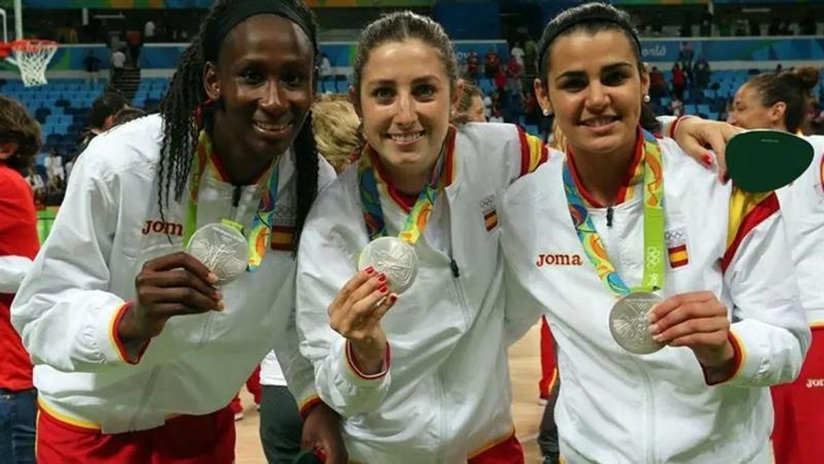 Ndour, Rodríguez y Romero, con la medalla de plata de Rio 2016