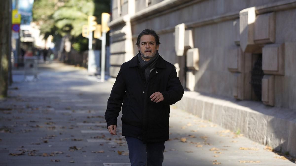 Oriol Pujol, a su llegada a la Audiencia de Barcelona, que hoy decide si ingresa en prisión por el caso ITV