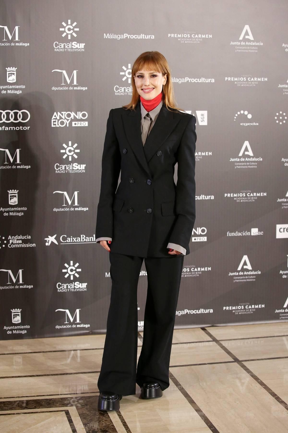 Natalia de Molina, premio Carmen de la Academia de Cine de Andalucía a la Mejor Interpretación Femenina de Reparto por la película 'Operación Camarón'