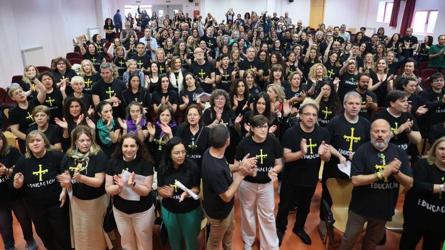Los directores de colegio dimisionarios en Asturias, divididos: la mayoría tienden la mano a la nueva consejera, pero otros se mantienen firmes