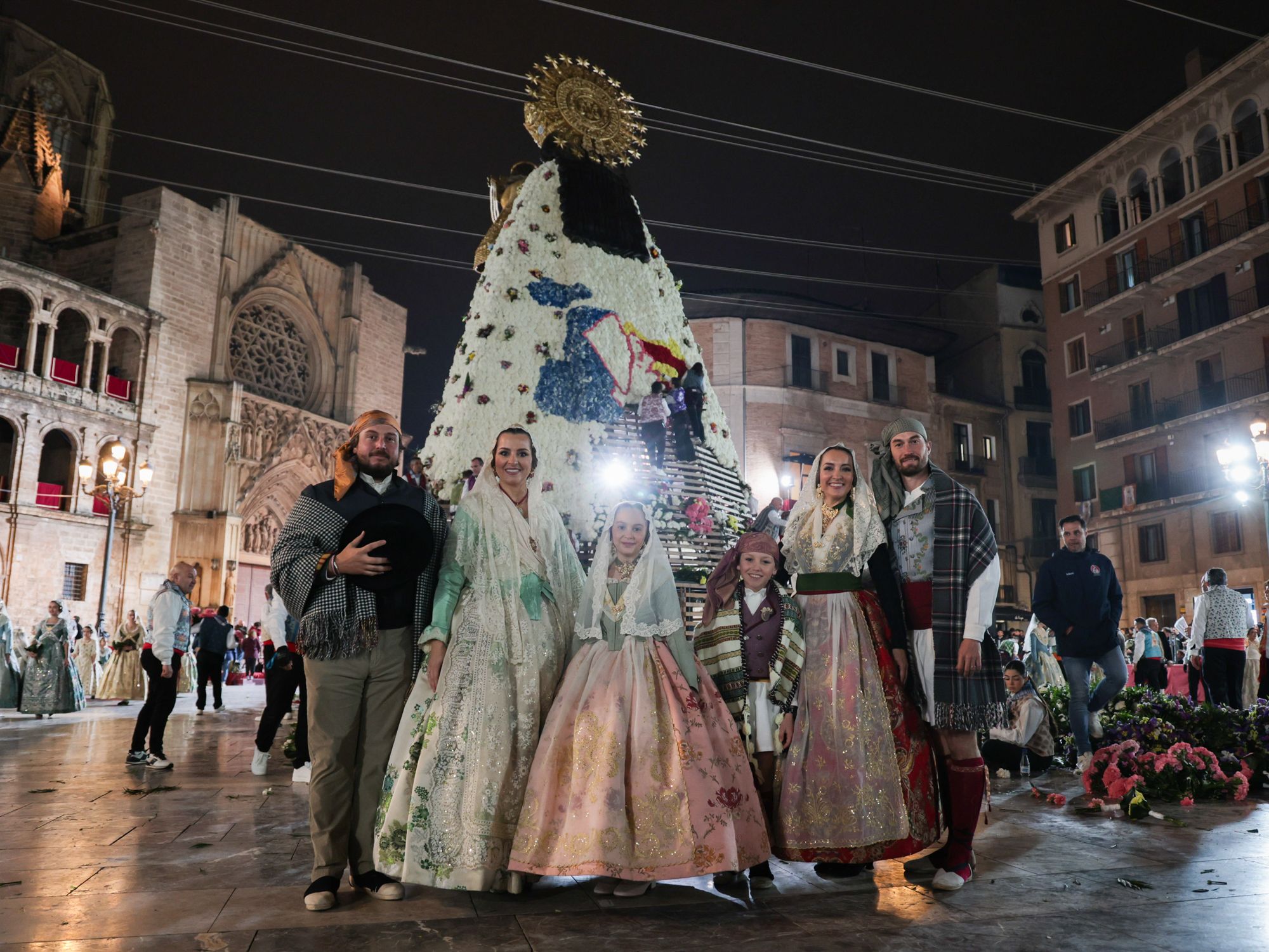Todas las fotos de la Ofrenda del 17 de marzo por la calle de la Paz de 21:00 a 22:00 horas