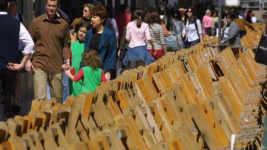 Sillas en la calle Larios.