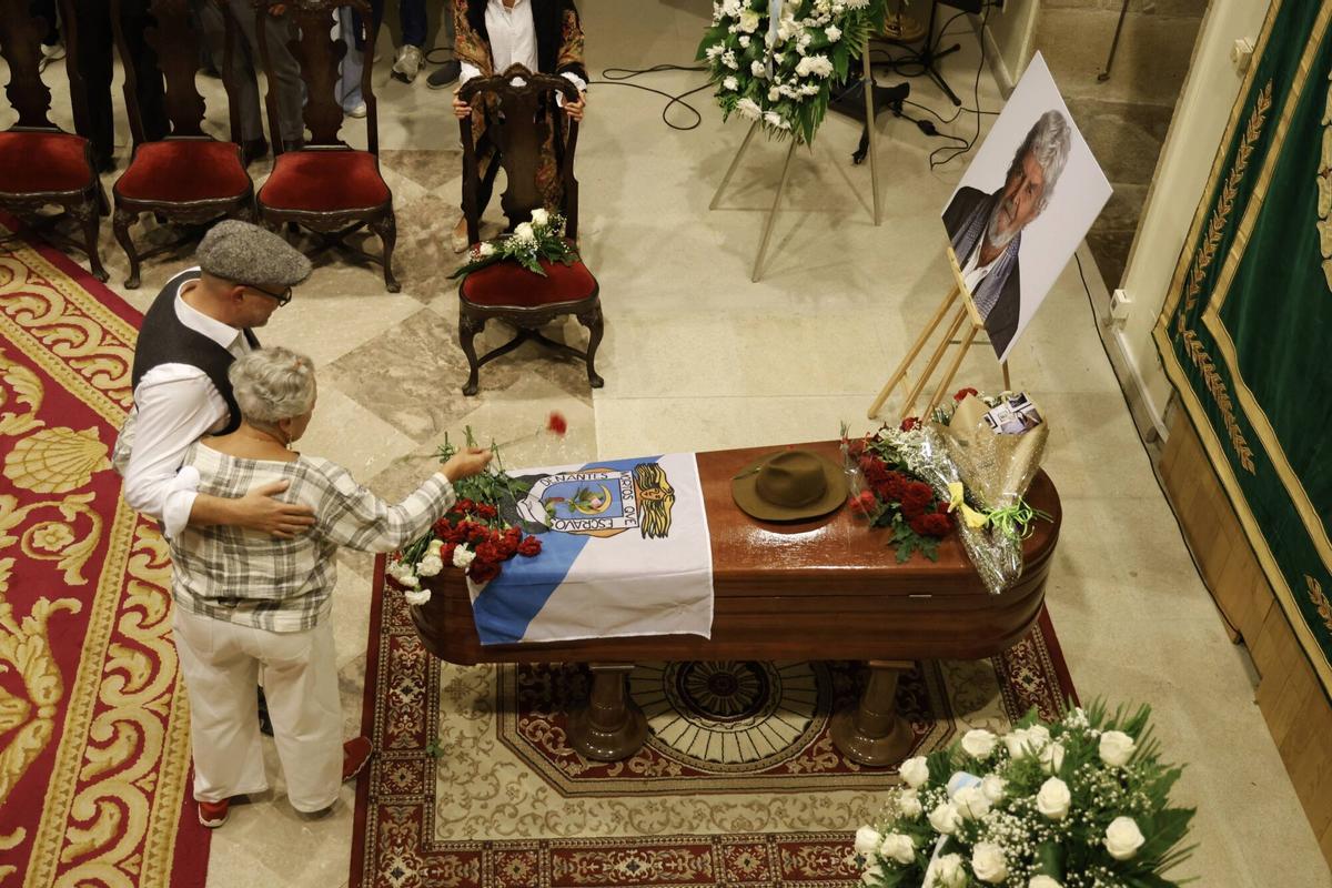O último adeus a Xosé Manuel Beiras dende Santiago