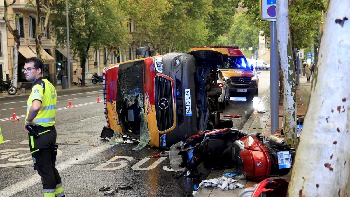 Accidente de un vehículo de Emergencias.