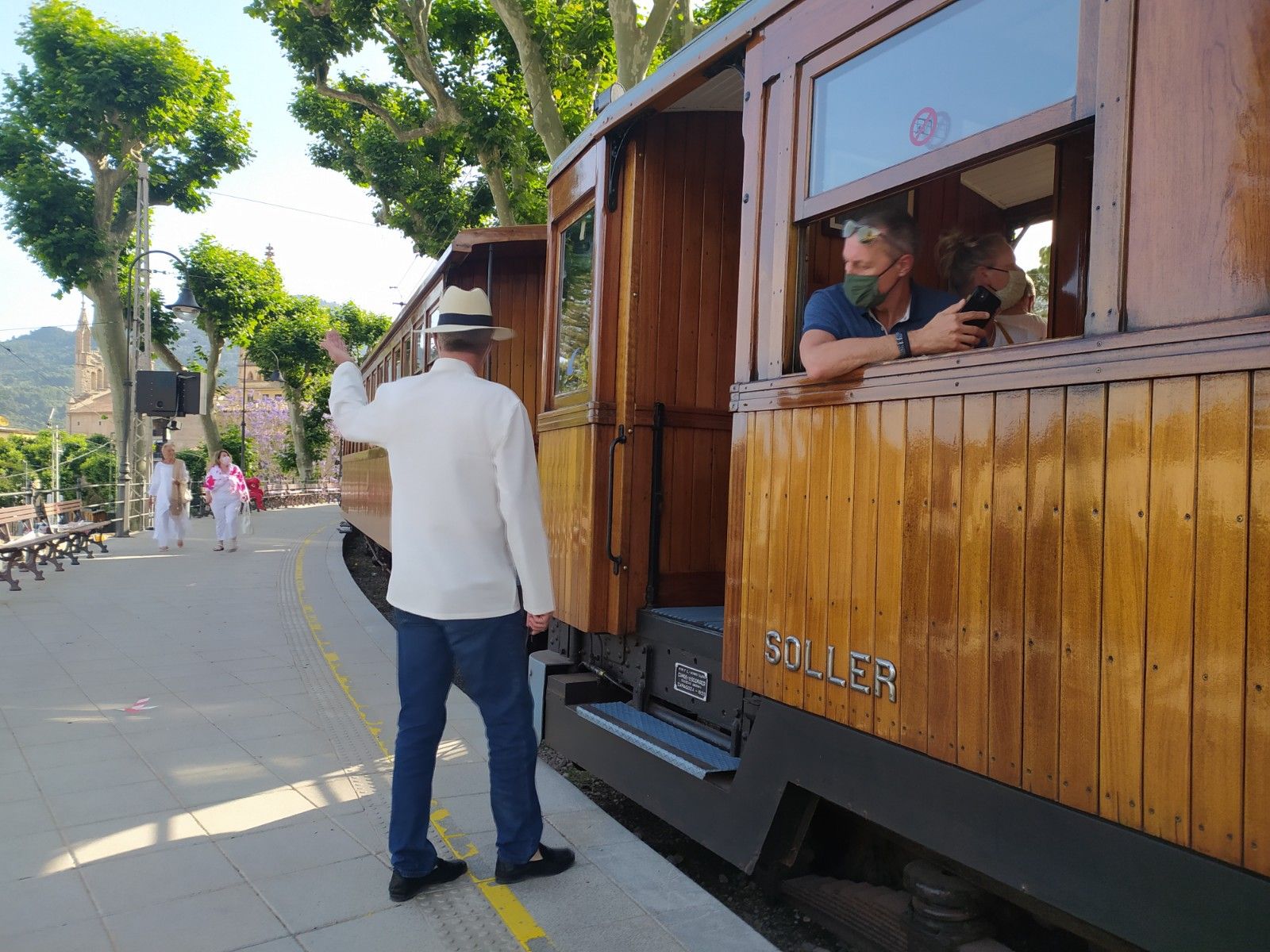 El tren de Sóller vuelve a rodar