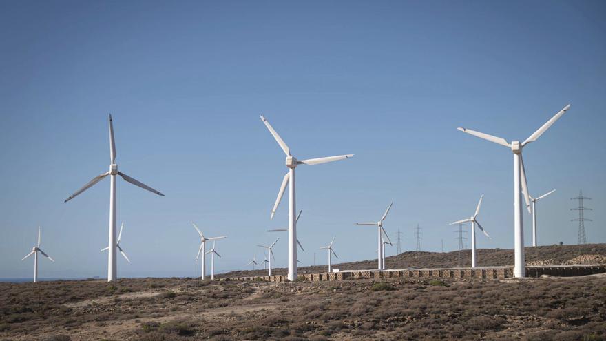 Tenerife Wind Farm Project Stalls Amid Local Opposition and Technical Hurdles