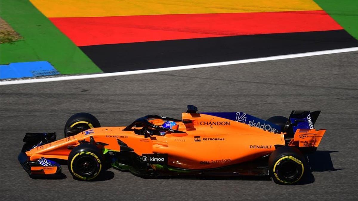 Fernando Alonso durante la sesión libre del viernes en Alemania