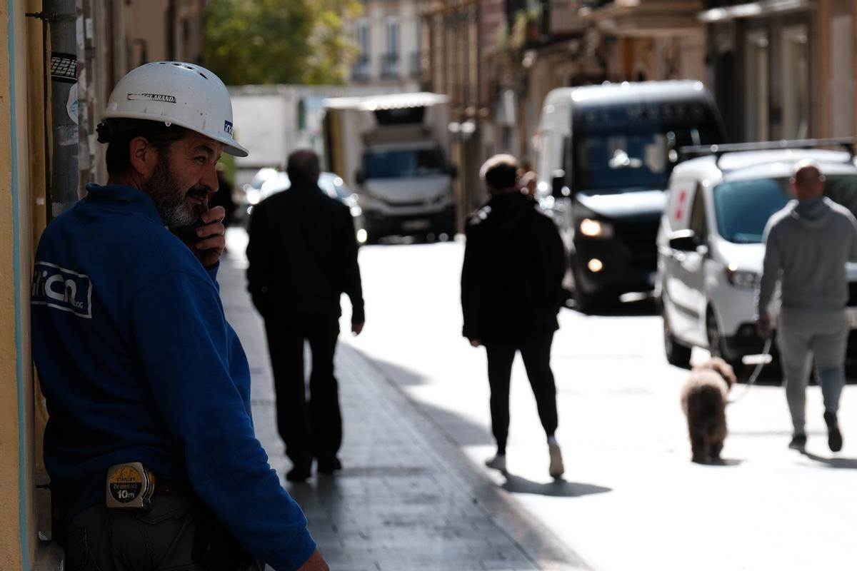 Un trabajador de la construcción en Málaga.