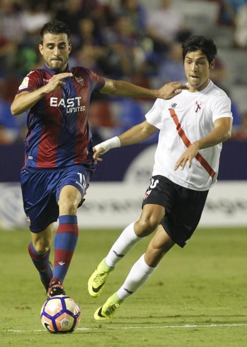 Las mejores imágenes del Levante - Sevilla Atlético