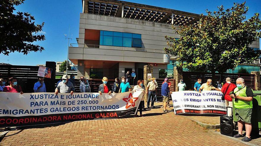 Los emigrantes retornados piden a Pedro Sánchez que &quot;no mire para otro lado&quot;