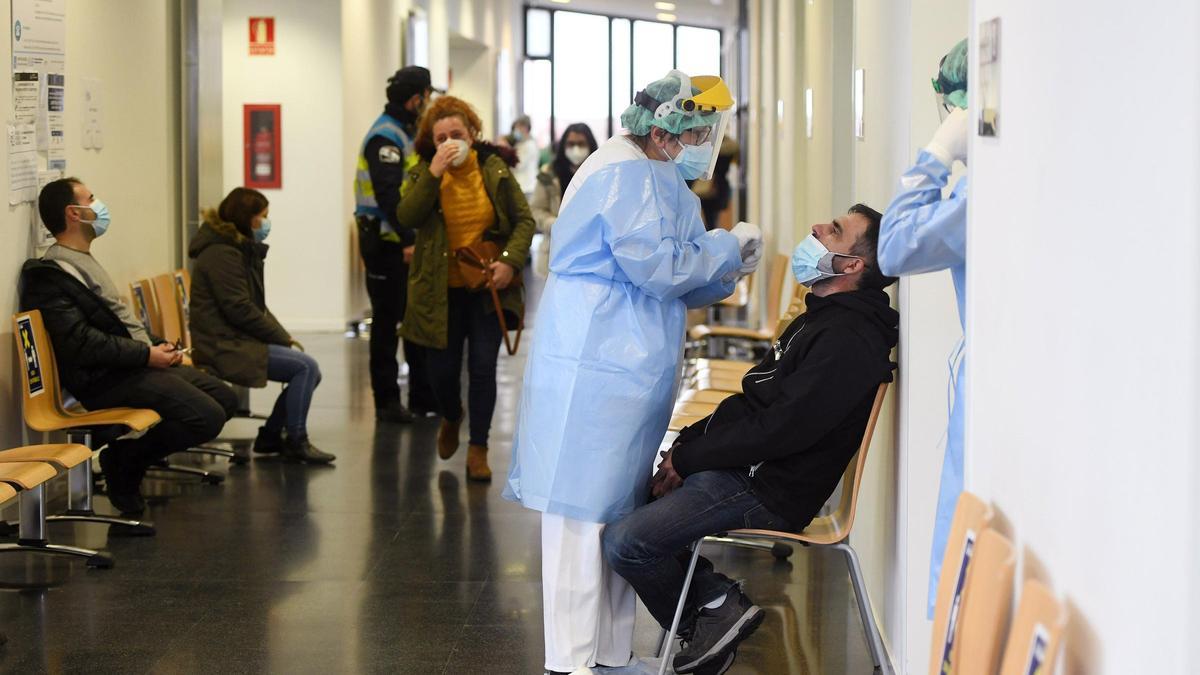 Cribado en el centro de salud de Vilalonga, en Sanxenxo.