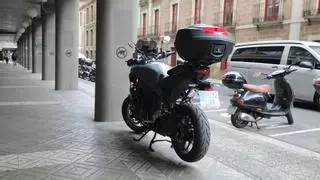 Menos multas y motos aparcadas sobre las aceras: PP y Vox acercan posturas de forma casi definitiva en la Movilidad de Zaragoza