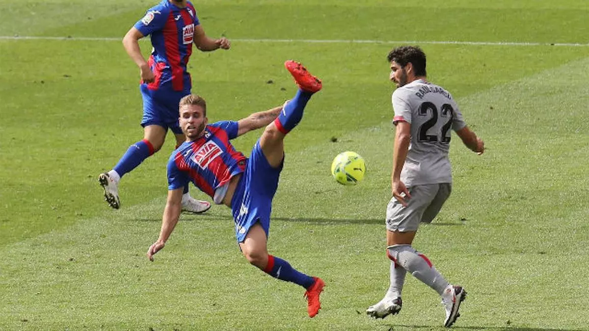 Derbi de VAR en Ipurua